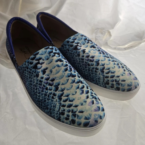 Donald J Pliner Neakers EUC - Picture 11 of 13